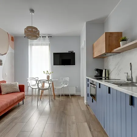 Bursztynowa - Przy Plazy