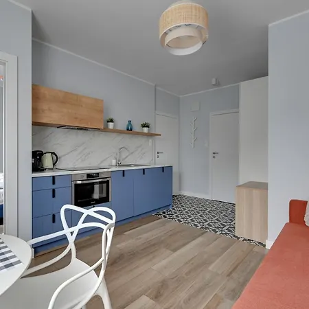 Bursztynowa - Przy Plazy