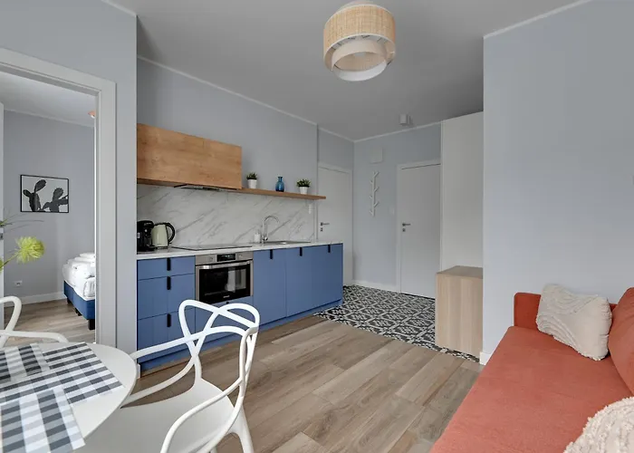 Bursztynowa - Przy Plazy