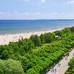 Bursztynowa - Przy Plazy Apartment *