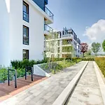 Bursztynowa - Przy Plazy Apartment